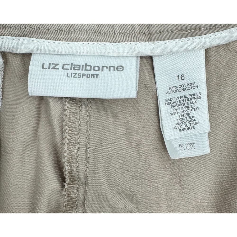 Liz Claiborne LizSport Women's Beige Capri Pants Size 16 Cropped Casual Travel - Picture 2 of 13